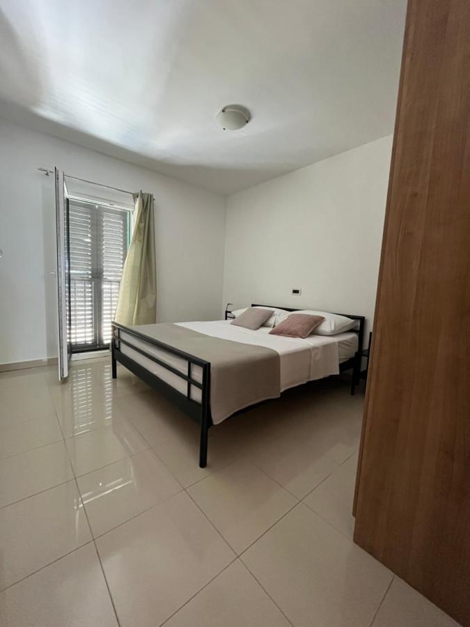 Apartments Pisacic Bibinje Exterior photo