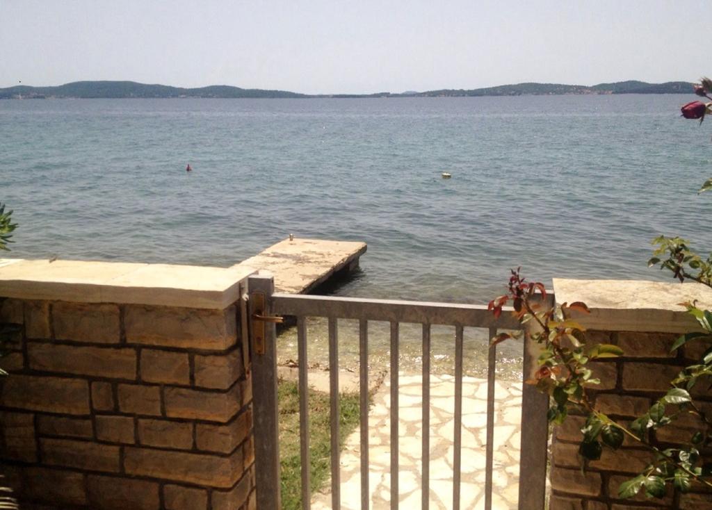 Apartments Pisacic Bibinje Exterior photo